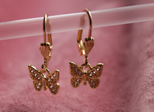 Cargar imagen en el visor de la galería, Butterfly - Dangle Earring
